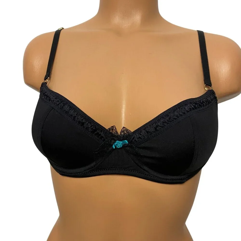 Express Intimates Black Bra Underwire‎ Lace Trim With Bow Accents  36C NSWT